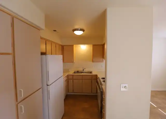Property at 1654 Kellenbeck Ave Unit C, Grants Pass, OR, 97527, 3 beds, 2 baths, [object Object]