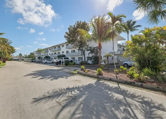 Property at Esquire Apartments - 1840 NE 186th St, North Miami Beach, FL, 33179, 1-2 bed, 1-2 bath, [object Object]