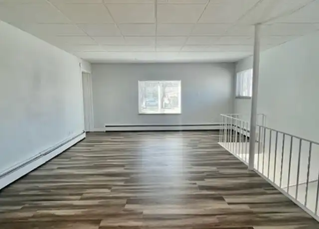 Property at 1427 9th Ave Unit 7, Greeley, CO, 80631, 1 bed, 1 bath, [object Object]