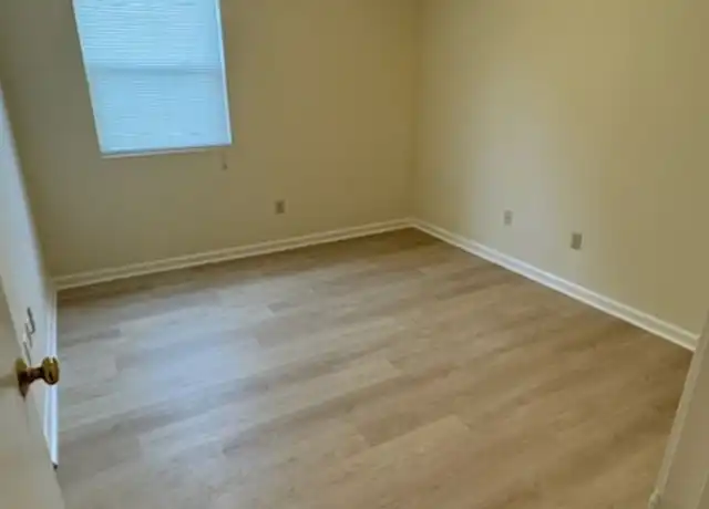 Property at 1520 Heritage Ln Unit B2, Florence, SC, 29505, 2 beds, 2 baths, [object Object]