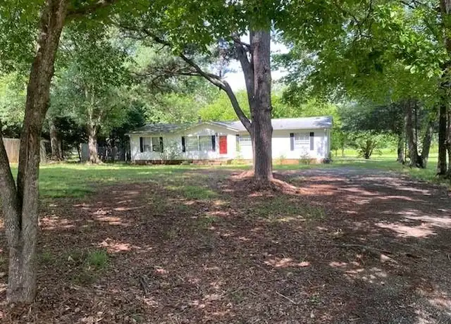 Property at 5062 Silas Creek Rd, Winston Salem, NC, 27103, 3 beds, 2 baths, [object Object]