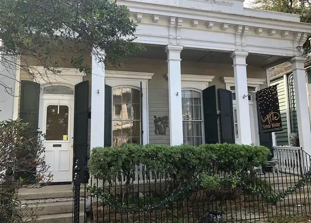 Property at 1118 8th St, New Orleans, LA, 70115, 2 beds, 1 bath, [object Object]