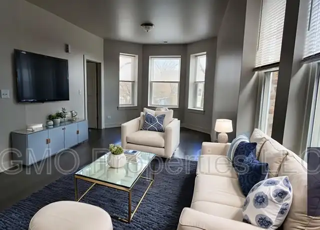 Property at 822 S Karlov Ave Unit 2, Chicago, IL, 60624, 3 beds, 1 bath, [object Object]