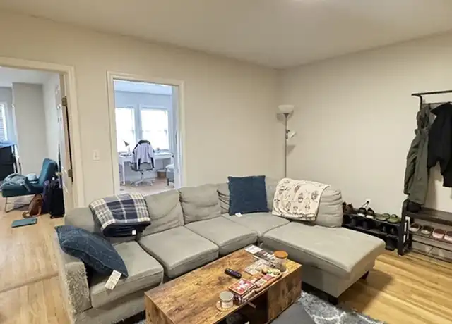Property at 389 W Broadway Unit 1, Boston, MA, 02127, 2 beds, 1 bath, [object Object]