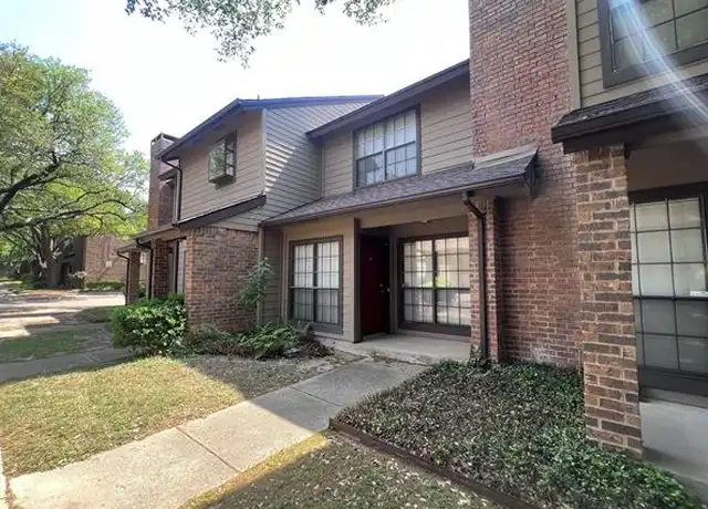 Property at 9910 Royal Ln, Dallas, TX, 75231, 2 beds, 1.5 baths, [object Object]