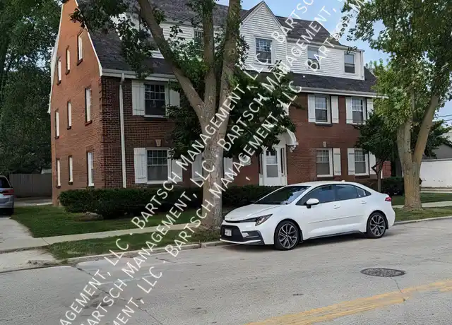 Property at 722 W Glendale Ave Unit 4, Glendale, WI, 53209, 1 bed, 1 bath, [object Object]