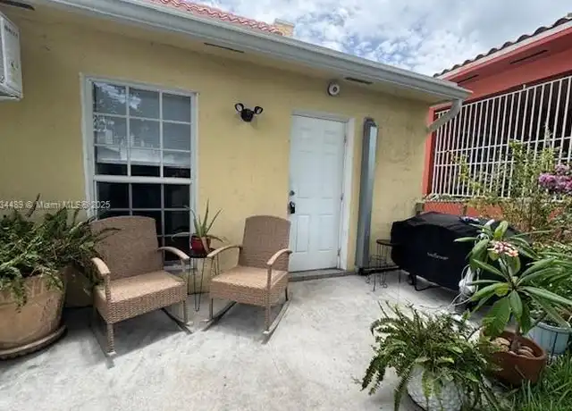 Property at 1617 NW 8th St Unit Studio B, Miami, FL, 33125, 1 bed, 1 bath, [object Object]