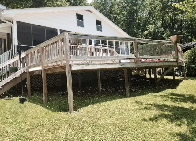 Property at 488 Lake Hosea Dr, Saluda, NC, 28773, 3 beds, 2 baths, [object Object]