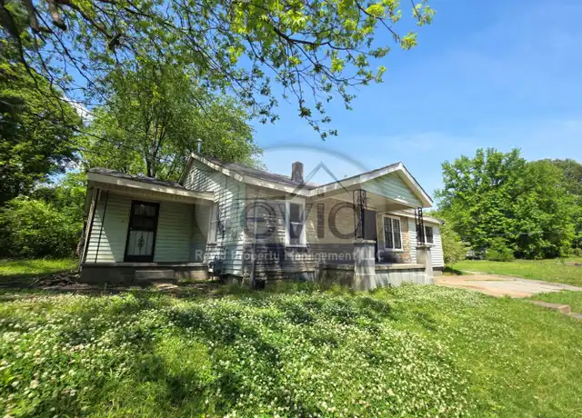 Property at 694 Flynn Rd, Memphis, TN, 38109, 3 beds, 1 bath, [object Object]