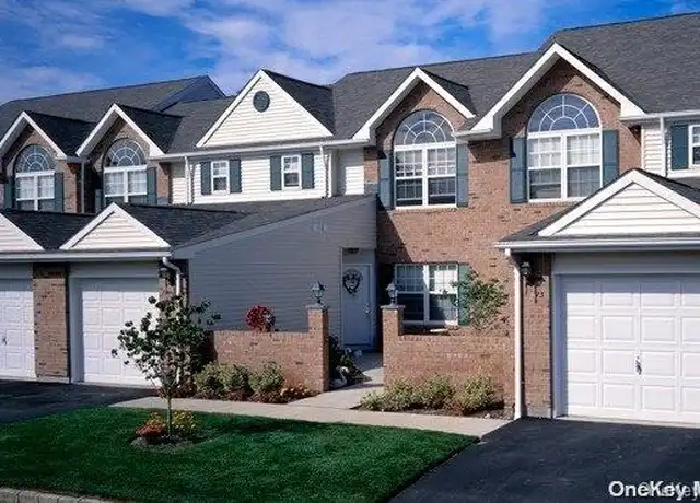 Property at 51 Horizon View Dr Unit 51, Farmingville, NY, 11738, 1 bed, 2 baths, [object Object]