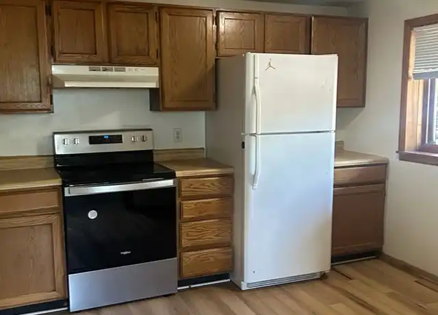 Property at 709 Cowdin Dr, Glenwood Springs, CO, 81601, 2 beds, 1 bath, [object Object]