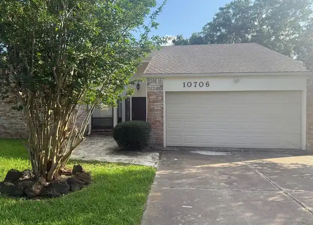 Property at 10706 Sagevale Ln, Houston, TX, 77089, 3 beds, 2 baths, [object Object]