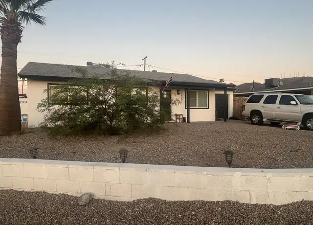 Property at 9239 S 8th Ave, Phoenix, AZ, 85041, 4 beds, 2 baths, [object Object]