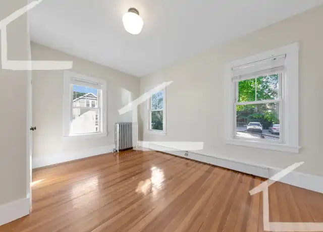 Property at 31 Faneuil St, Brighton, MA, 02135, 4 beds, 3 baths, [object Object]