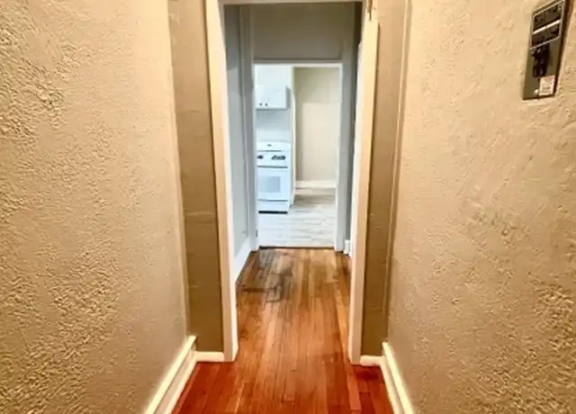 Property at 17 Elwood Pl, Newark, NJ, 07104, 1 bed, 1 bath, [object Object]