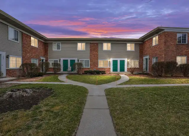 Property at Maple Road Townes - 1802 E Maple Rd, Birmingham, MI, 48009, 1 bed, 1 bath, [object Object]