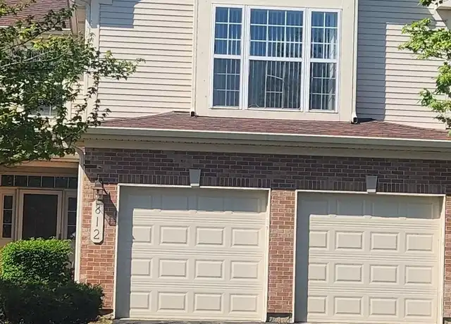 Property at 812 Stonewall Ct, Schaumburg, IL, 60173, 3 beds, 2.5 baths, [object Object]