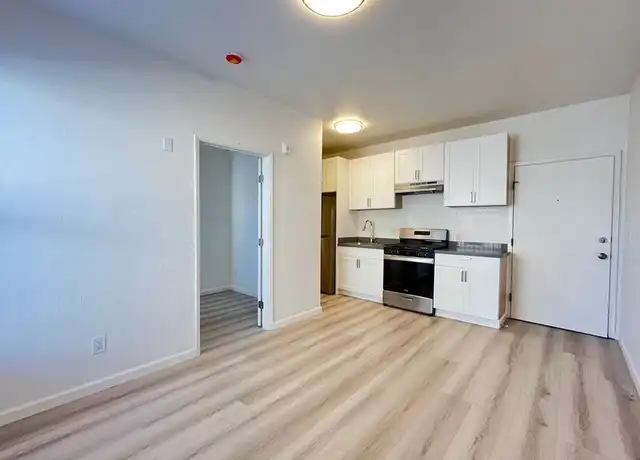 Property at 646 Foothill Blvd Unit 103, Oakland, CA, 94606, 1 bed, 1 bath, [object Object]