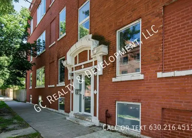 Property at 1625 W Ainslie St Unit 1W, Chicago, IL, 60640, 2 beds, 2 baths, [object Object]