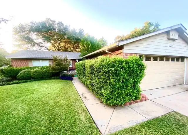 Property at 2809 Olympia Dr, Arlington, TX, 76013, 4 beds, 2 baths, [object Object]