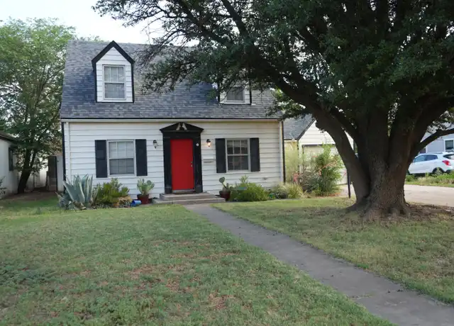 Property at 2312 29th St, Lubbock, TX, 79411, 4 beds, 2 baths, [object Object]