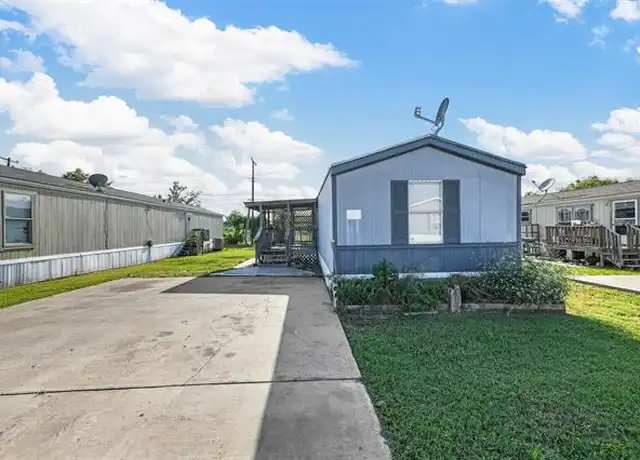Property at 454 Sandy Bass Ln, Newark, TX, 76071, 3 beds, 2 baths, [object Object]
