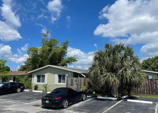 Property at 59 NW 37th St Unit 3, Oakland Park, FL, 33309, 1 bed, 1 bath, [object Object]