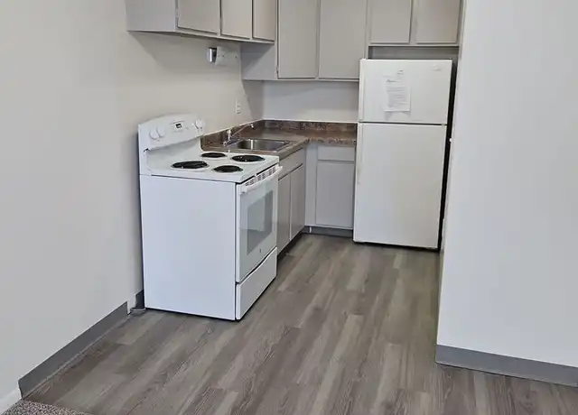 Property at 2332 N Oakland Ave Unit 302, Milwaukee, WI, 53211, 1 bed, 1 bath, [object Object]