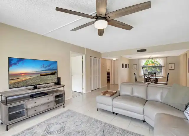 Property at 2424 N Federal Hwy Unit 207, Boca Raton, FL, 33431, 2 beds, 2 baths, [object Object]