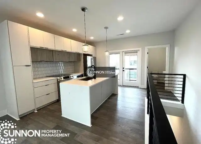 Property at 1239 Minter Pl, Charlotte, NC, 28203, 3 beds, 3 baths, [object Object]