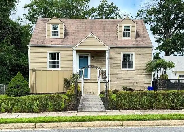 Property at 4012 Woodland Dr, Fairfax, VA, 22030, 2 beds, 2 baths, [object Object]