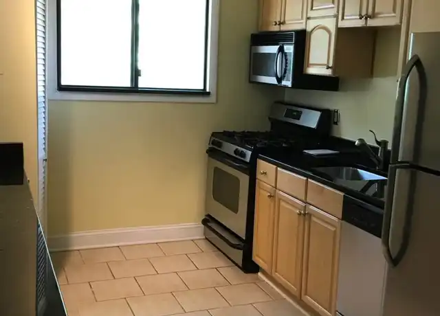 Property at 55 Skyhill Rd, Alexandria, VA, 22314, 3 beds, 2 baths, [object Object]