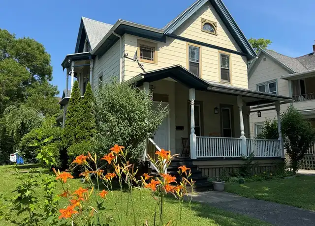 Property at 39 Edmonds St Unit 2 Upper, Rochester, NY, 14607, 2 beds, 1 bath, [object Object]
