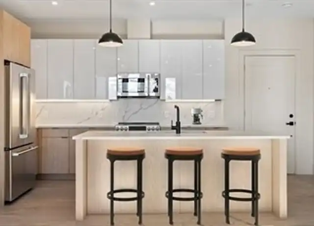 Property at 85 Myrtle St #107, Quincy, MA, 02171, 2 beds, 2 baths, [object Object]