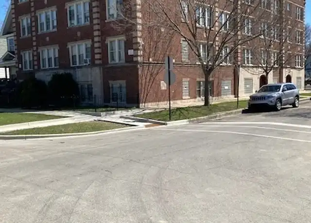 Property at 5845 W Walton St Unit 5845-2, Chicago, IL, 60651, 2 beds, 1 bath, [object Object]