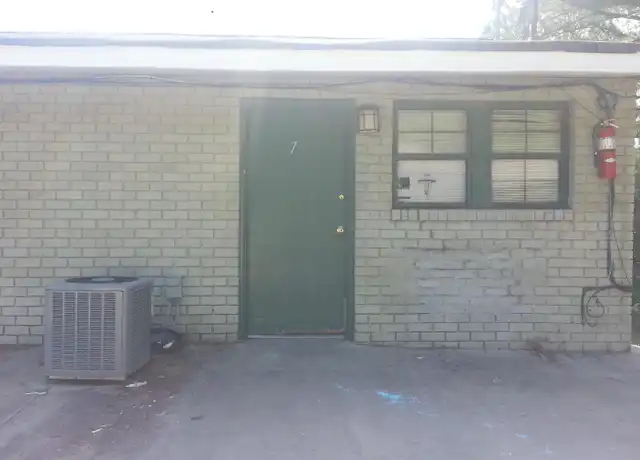 Property at 900 Vernon Ave Unit 7, Dalton, GA, 30720, 2 beds, 1 bath, [object Object]