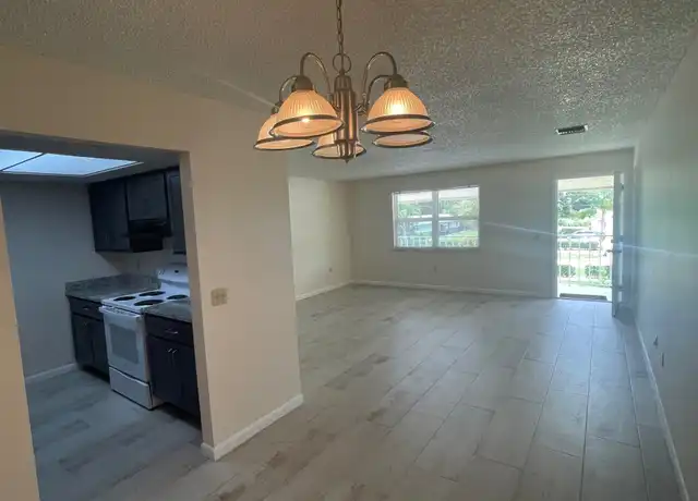 Property at 604 SW 35th St Unit 10, Palm City, FL, 34990, 1 bed, 1 bath, [object Object]