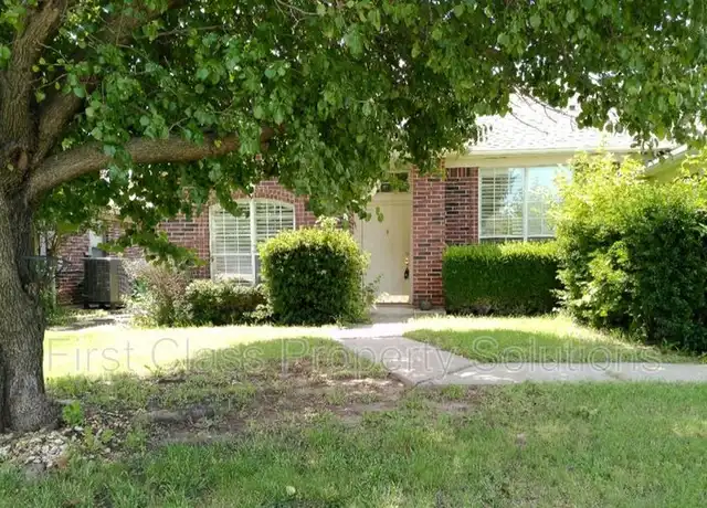 Property at 2208 SW 138th St, Oklahoma City, OK, 73170, 3 beds, 2 baths, [object Object]
