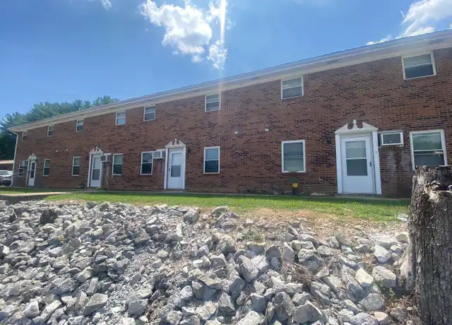 Property at 262 S Rufe Taylor Rd Apt B5, Greeneville, TN, 37745, 2 beds, 1 bath, [object Object]