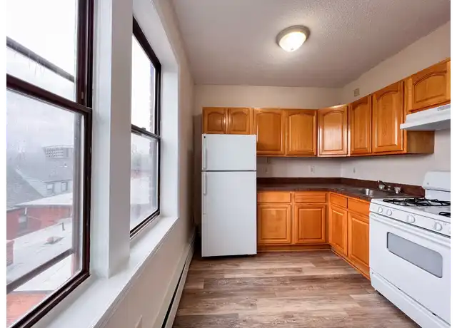 Property at 26 Congress St #404, Hartford, CT, 06114, 1 bed, 1 bath, [object Object]