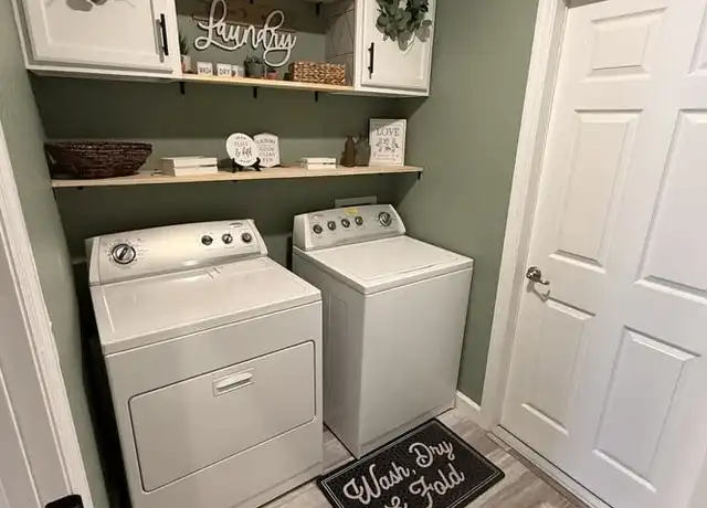 Property at 9839 SW 41st Ave Unit NA, Ocala, FL, 34476, 4 beds, 2 baths, [object Object]