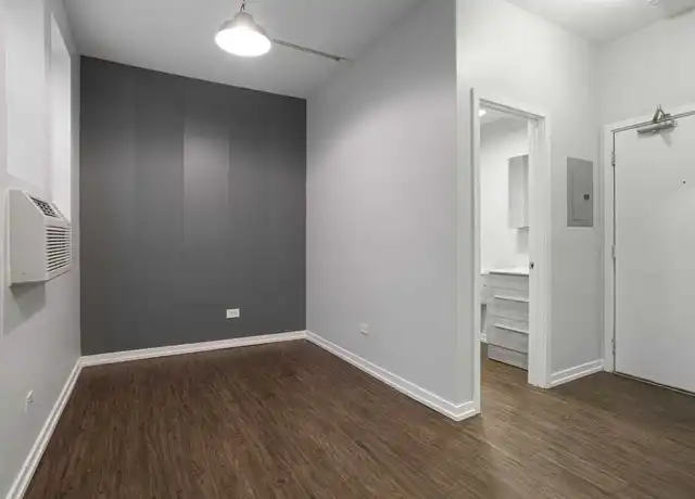 Property at 4875 N Magnolia Ave, Chicago, IL, 60640, 0-2 beds, 1 bath, [object Object]