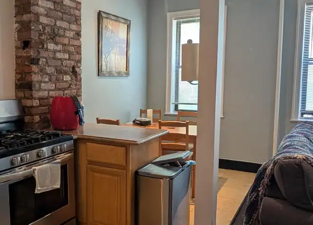 Property at 187 Montgomery St Unit 2, Jersey City, NJ, 07302, 2 beds, 1 bath, [object Object]
