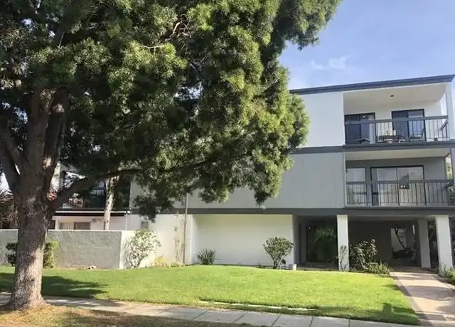 Property at 911 E Ave #301, Coronado, CA, 92118, 3 beds, 2.5 baths, [object Object]