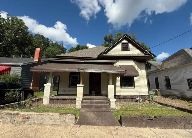 Property at 917 Edgar D Nixon Ave, Montgomery, AL, 36104, 4 beds, 2 baths, [object Object]