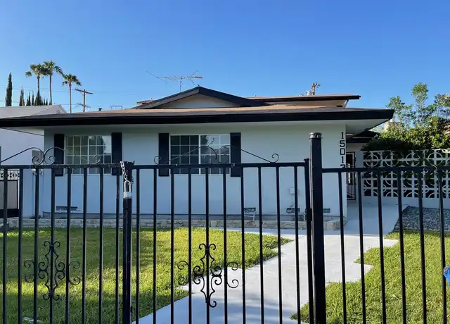 Property at 15013 Hartsook St, Sherman Oaks, CA, 91403, 5 beds, 3 baths, [object Object]