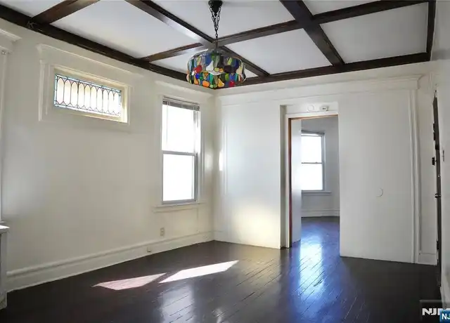 Property at 174 N 17th St Unit 2, East Orange, NJ, 07017, 3 beds, 1 bath, [object Object]