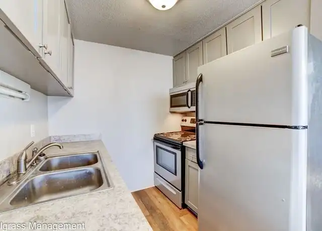Property at 2528 E 6th St Unit 05, Tulsa, OK, 74104, 1 bed, 1 bath, [object Object]