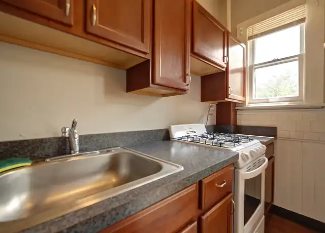 Property at Caldwell Apartments - 17 State St, Troy, NY, 12180, 1-3 bed, 1-1.5 bath, [object Object]