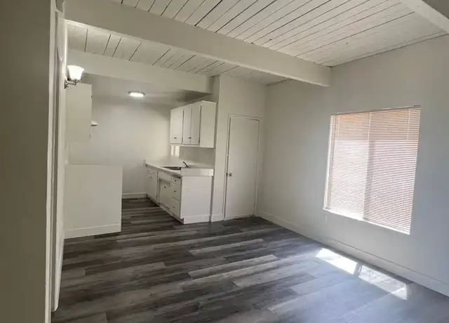Property at 15201 Victory Blvd Apt 10, Van Nuys, CA, 91411, 0 beds, 1 bath, [object Object]